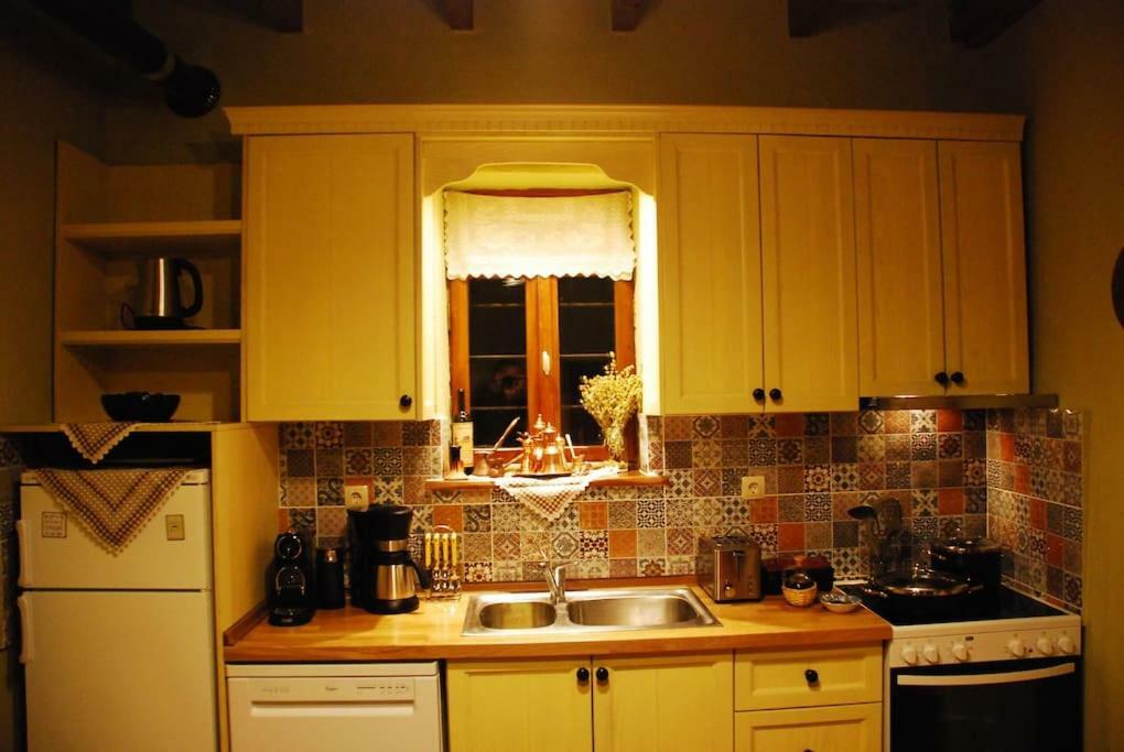קסטוריה Vernon Villa Stone 1887 מראה חיצוני תמונה